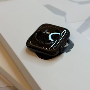 Apple Watch SE 44mm 2025 Новые