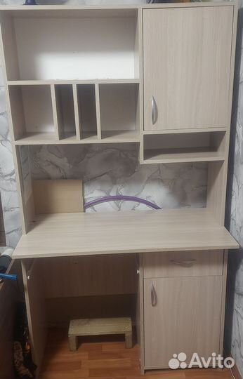 Продам стол
