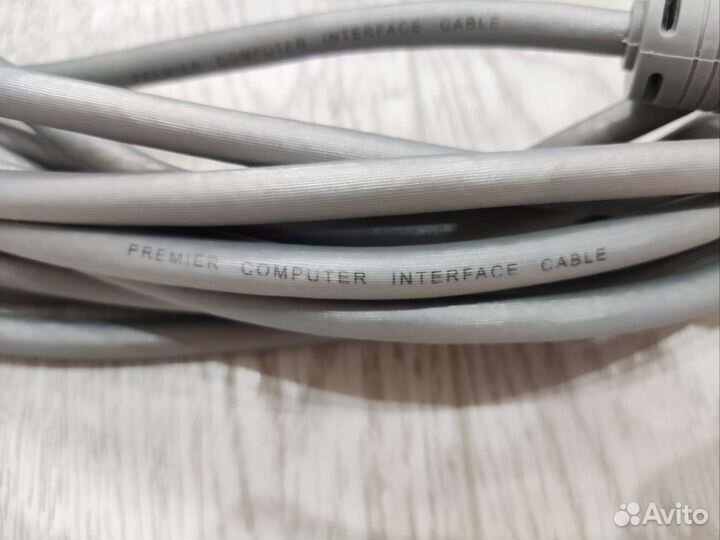 Кабель для компьютера