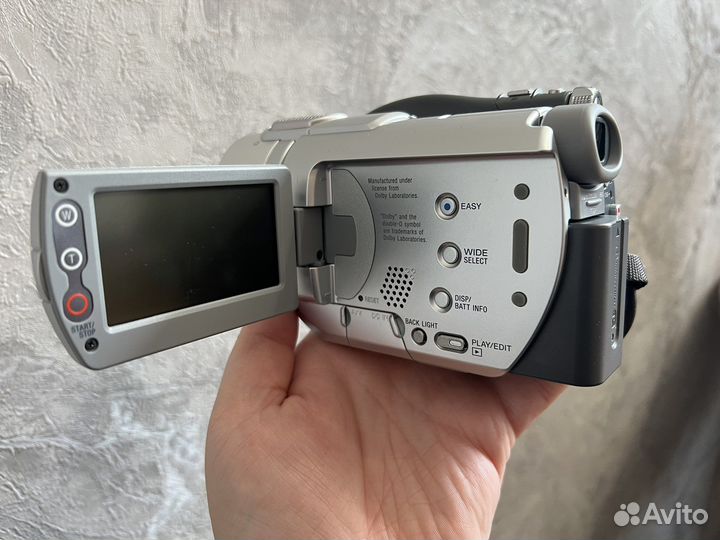 Видеокамера Sony handycam wide lcd