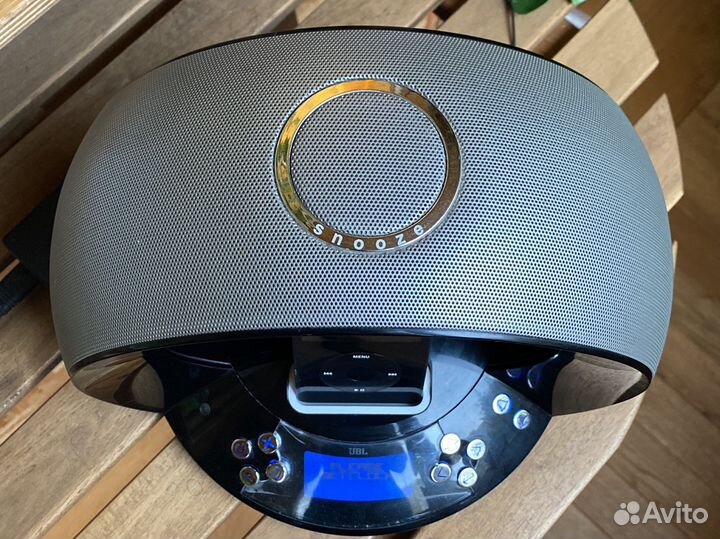 JBL док-станция On time для iPhone / iPod