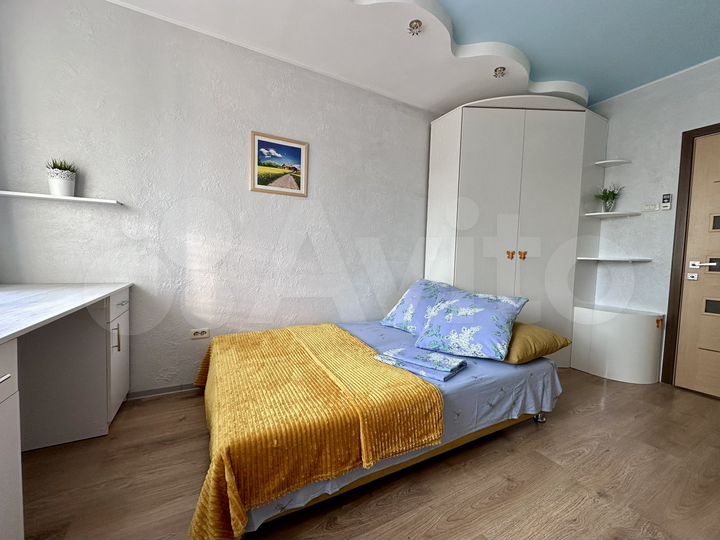 2-к. квартира, 58 м², 3/6 эт.