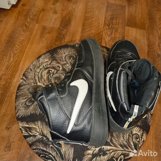 Кроссовки мужские зимние nike 40 р