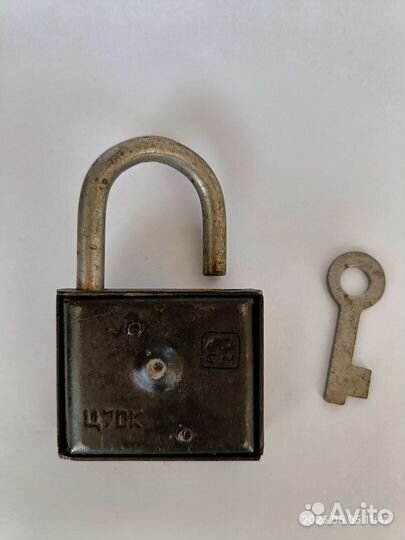 Замок навесной с контролем (СССР)