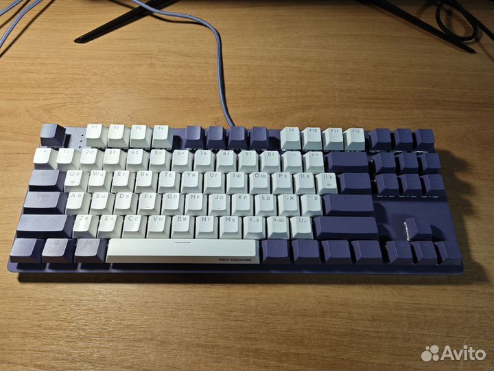 Кастомная red square keyrox tkl g3ms purple