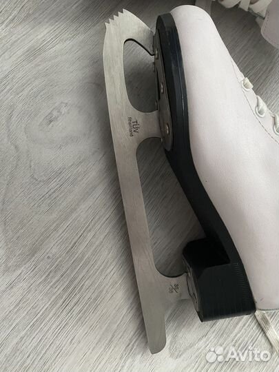 Коньки для фигурного катания