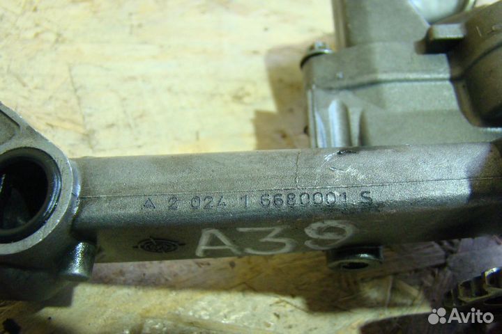 Mercedes W221 Насос масляный