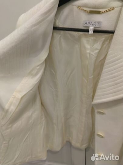 Жакет белый Apart