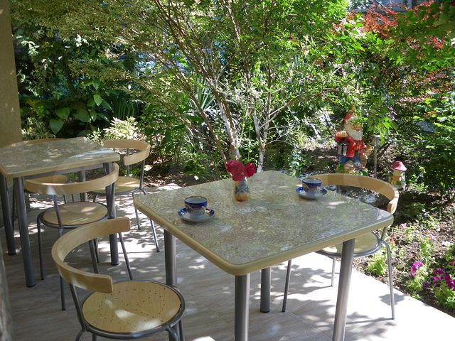 Комната 10 м² в > 9-к., 1/2 эт.