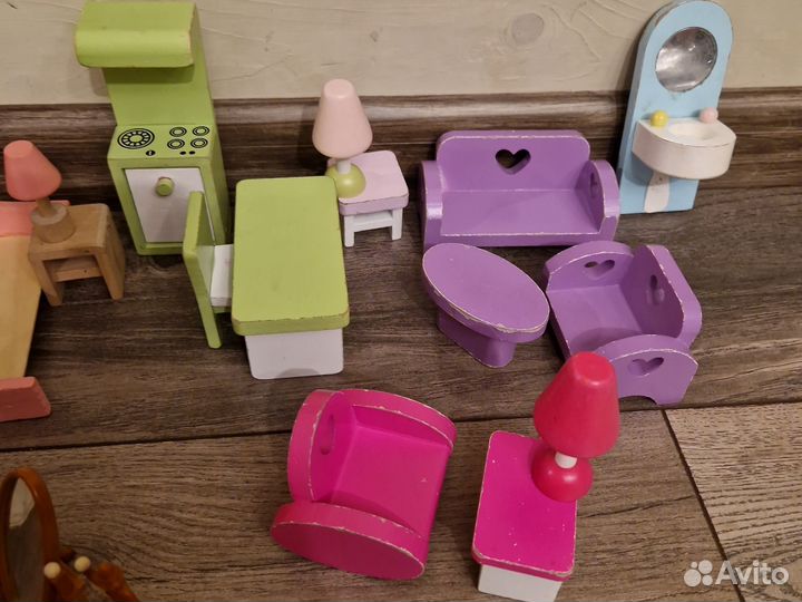 Деревянная мебель для кукол