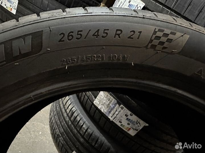 Michelin Pilot Sport 4 SUV 265/45 R21 104W