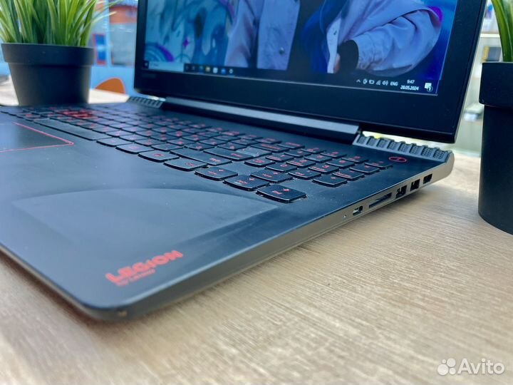 Ноутбук Lenovo Legion Y520 i5/ GTX 1050