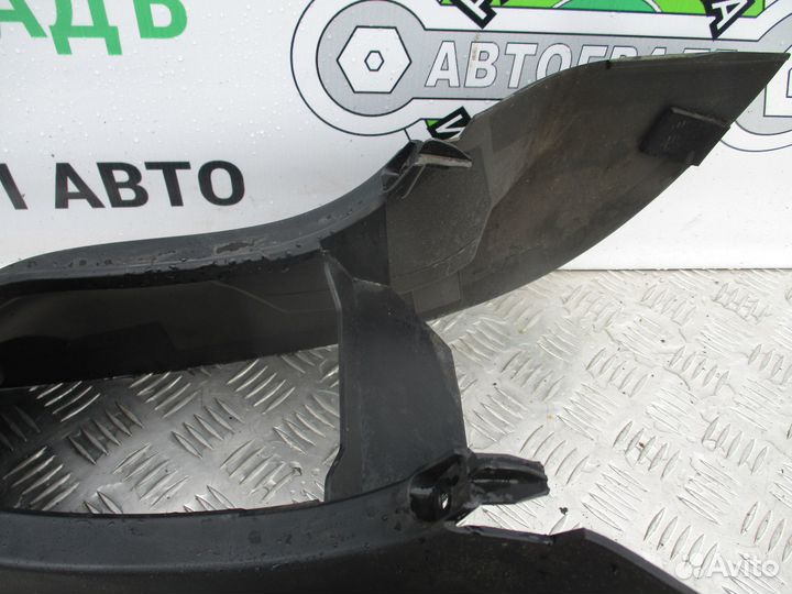 Консоль центральная Citroen C4 2007г