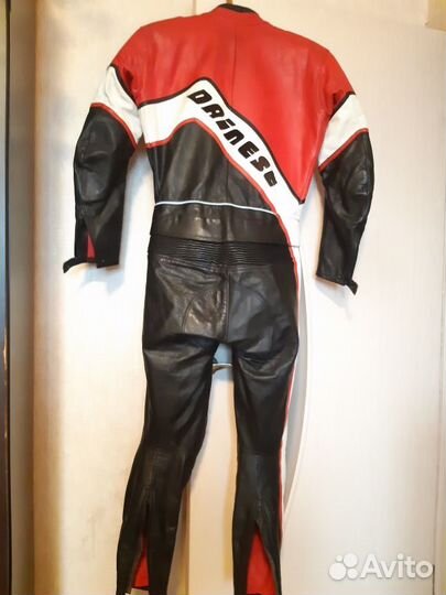 Мотокомбинезон женский кожаный dainese