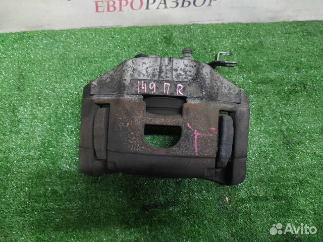 Суппорт передний правый Audi Allroad quattro 2005