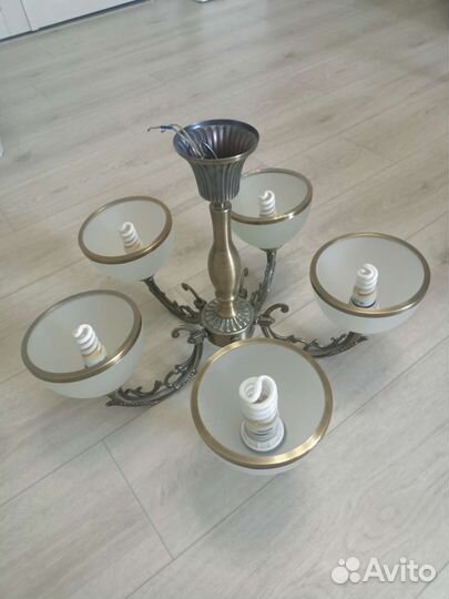 Люстра бронза 5 плафонов