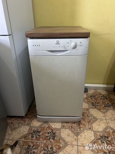 Посудомоечная машина indesit