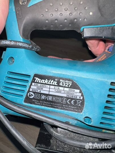 Электролобзик makita