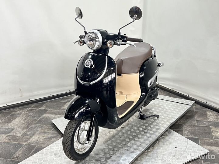 Скутер Honda Giorno