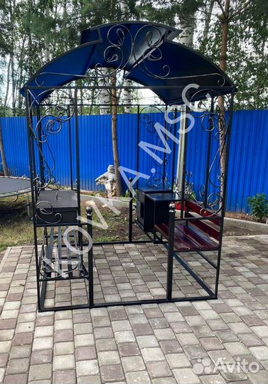 Беседка с мангалом