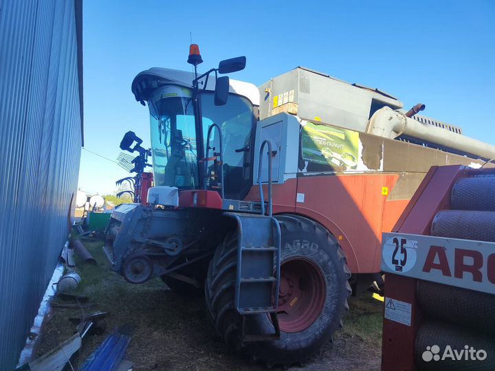 Комбайн Ростсельмаш Acros 530, 2010