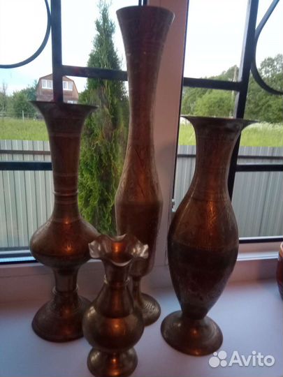 Бронзовые индийские старинные вазы 4 шт