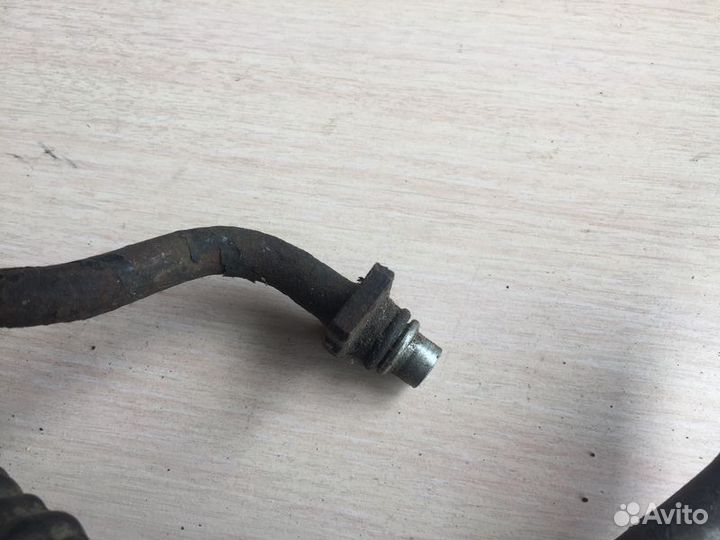 Трубка системы охлаждения АКПП Audi A8 D2 (1994—19