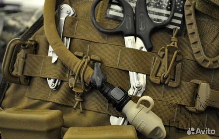 Карабины клипсы molle для жилетов рюкзаков зеленые