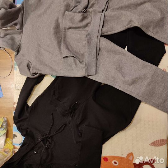 2 спортивных костюма 42-44