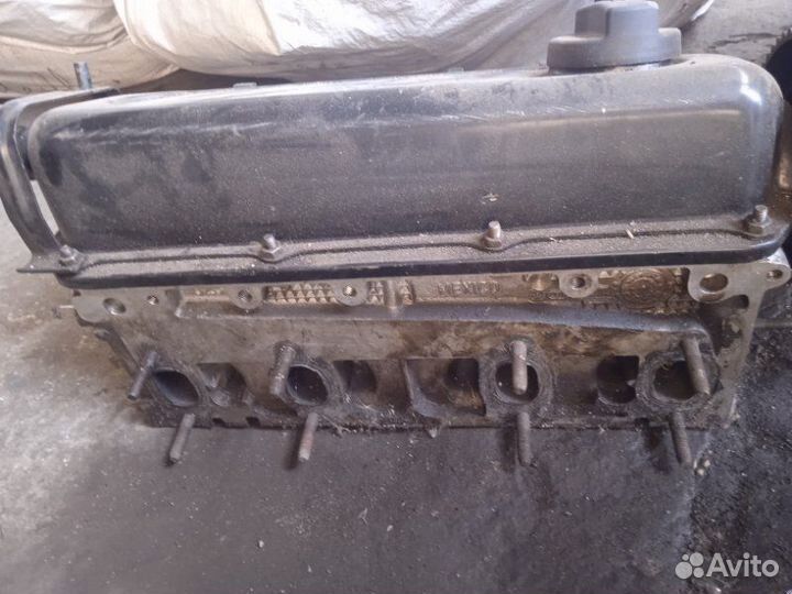 Головка блока цилиндров Volkswagen Passat 1.6