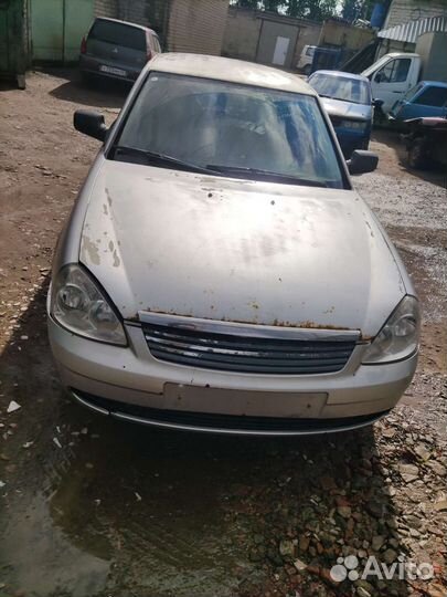 В разборе Лада Приора