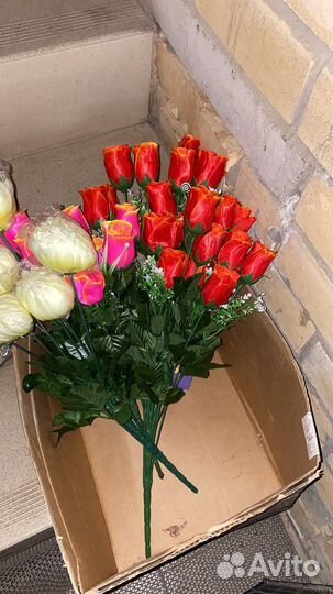 Букеты искуственных цветов,штучные