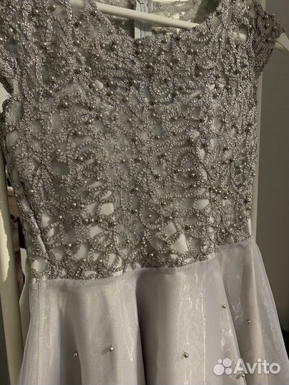 Вечернее платье