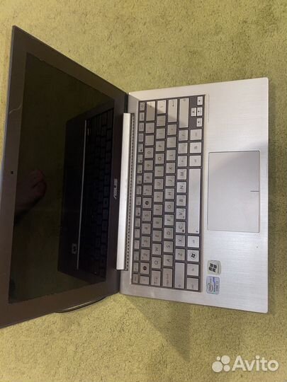 Ноутбук asus на запчасти