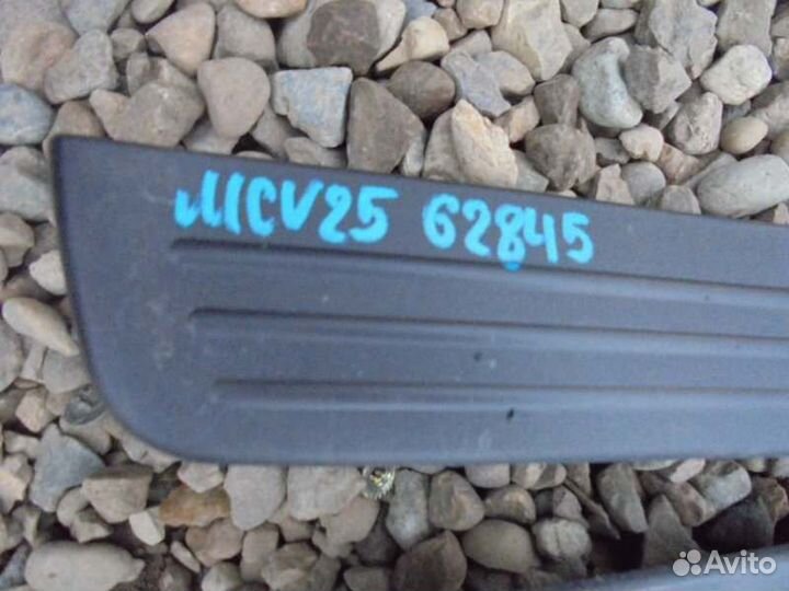 Порожек пластиковый Toyota Camry Gracia MCV25