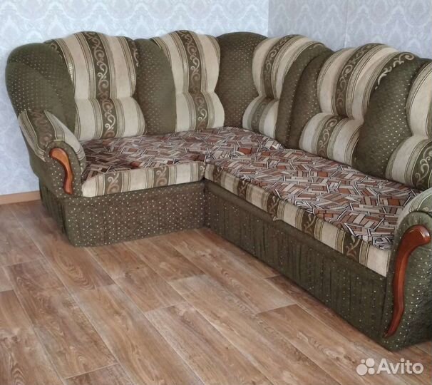 Угловой диван бу