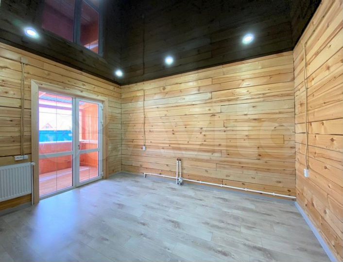 Дом 80 м² на участке 10 сот.