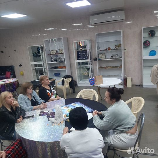 Аренда полочек для товаров ручной работы