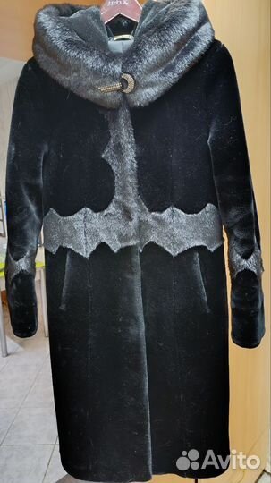 Шуба женская 46 размер