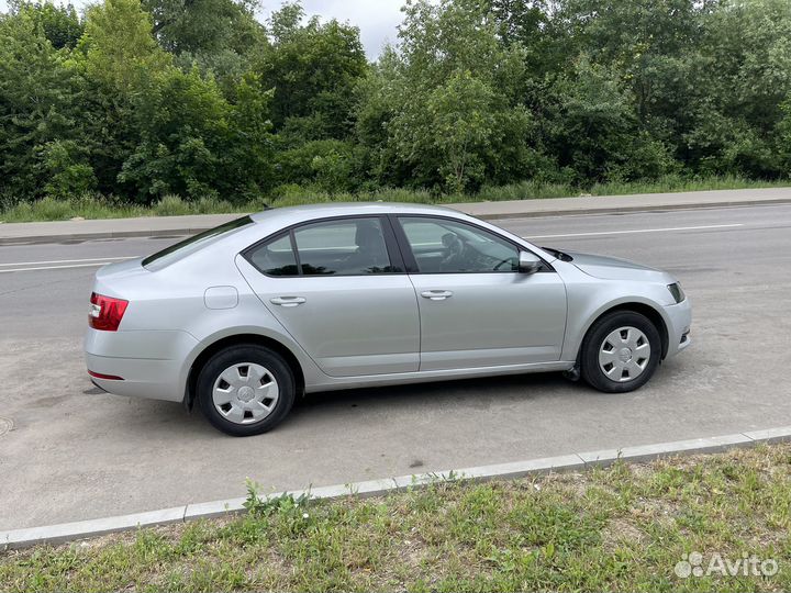 Skoda Octavia 1.6 AT, 2018, 170 000 км