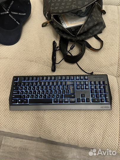 Клавиатура keyron