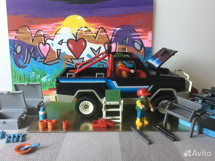 Мир Playmobil джип, замок, карета, воины etc