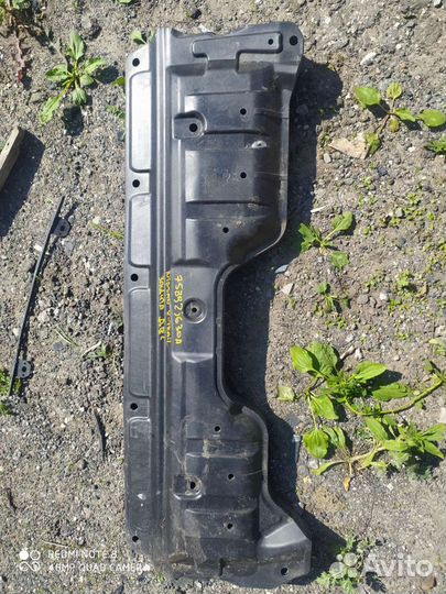 Nissan X-trail Пыльник двигателя и кузовной ремонт