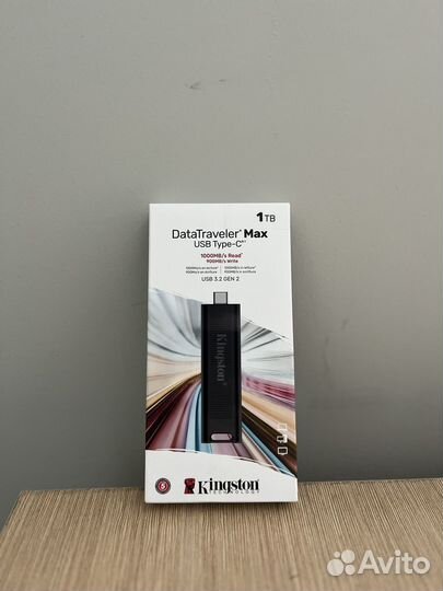 USB Flash накопитель 1Tb Kingston DataTraveler Max