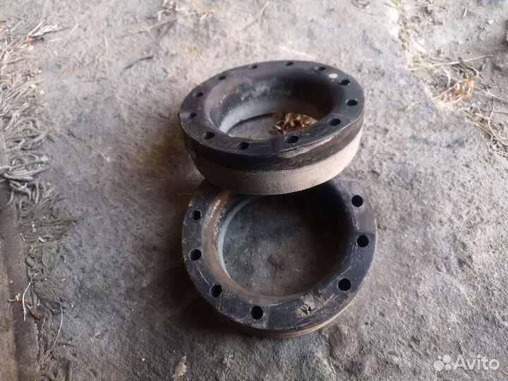 Проставки под пружины 30мм Noah/Voxy/Estima/Isis