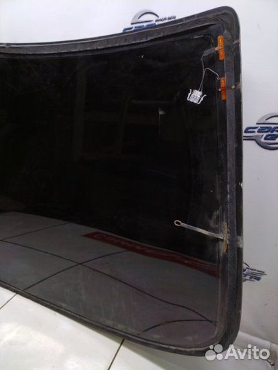 Стекло заднее Mercedes-Benz E 200 W 210 2.0 M111