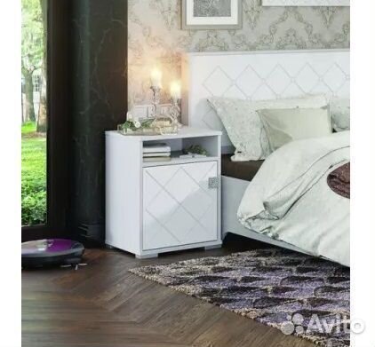 Тумба прикроватная Сальма новая
