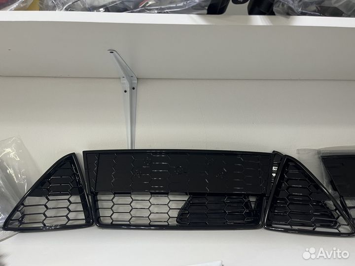 Решетки соты на ford focus 3