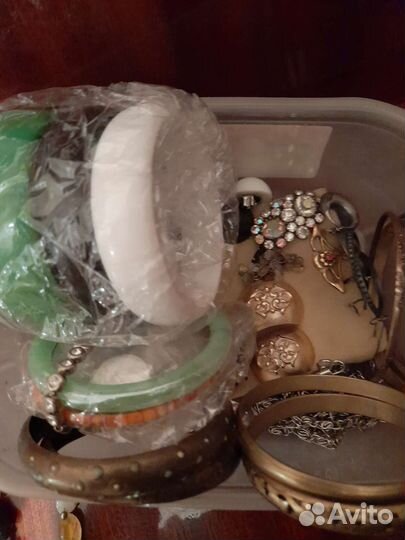 Бижутерия винтажная