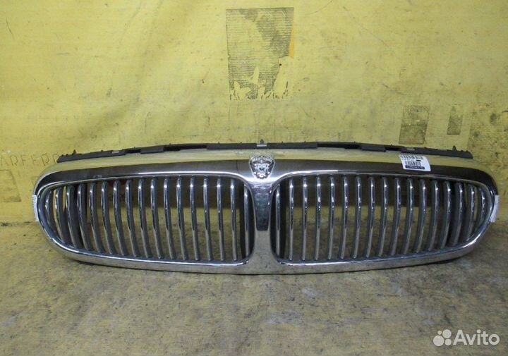Решетка радиатора jaguar x-type x400 2005 год